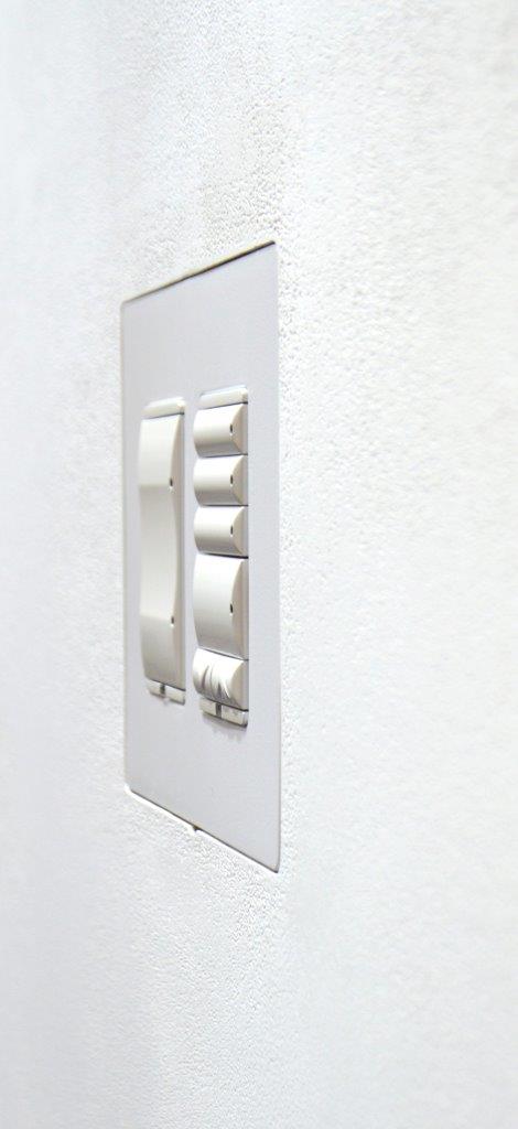 new construction flush mount for Control4 high voltage keypads and dimmers installed in Lutron Designers Style faceplates