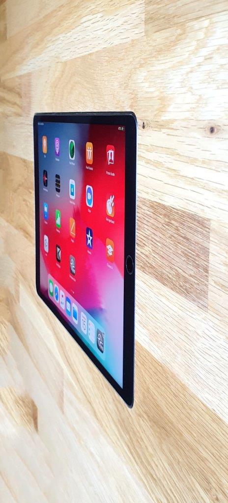 Wall-Smart SOLID SURFACE MOUNT FOR IPAD7 (10.2") & IPAD AIR3