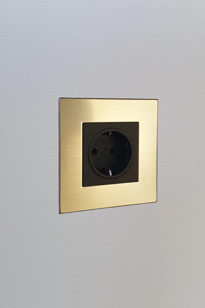 New construction flush mount for Palladiom Square style socket - Metal