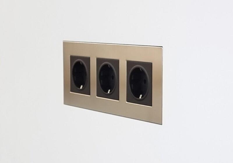 New construction flush mount for  Lutron Palladiom Square style socket - Metal