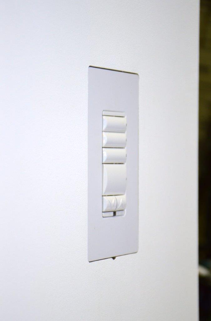 new construction flush mount for Control4 high voltage keypads and dimmers installed in Lutron Designers Style faceplates