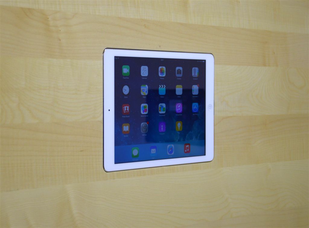 solid surface flush mount for ipad pro 10.5"